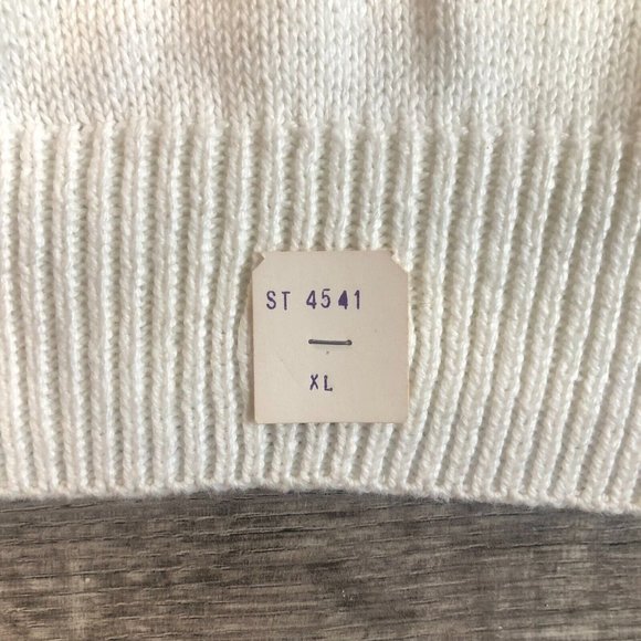 VTG DEADSTOCK Rare Velva Sheen Ivory Cream Snickers Racing V-Neck Sweater Sz XL - Picture 9 of 16